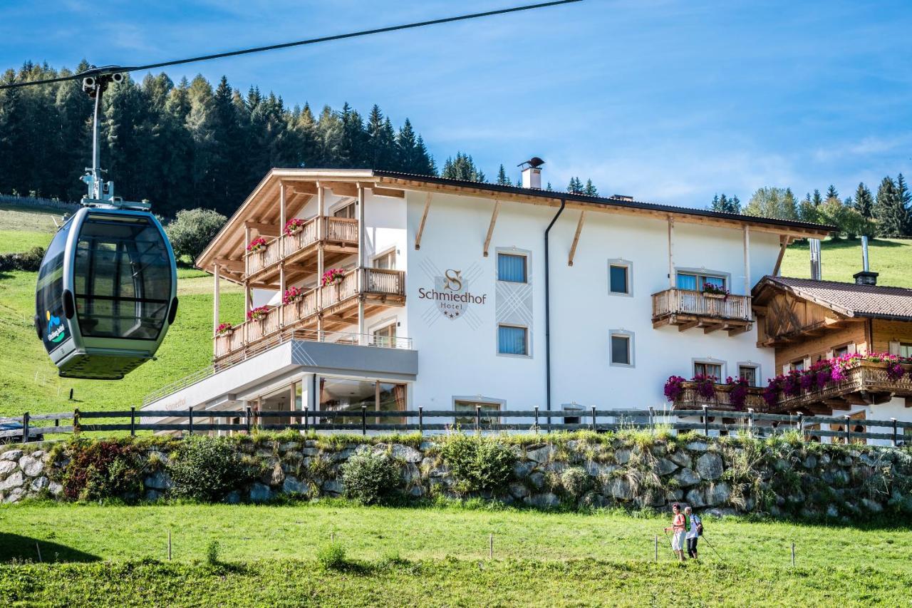 Hotel Schmiedhof Maranza Exterior photo